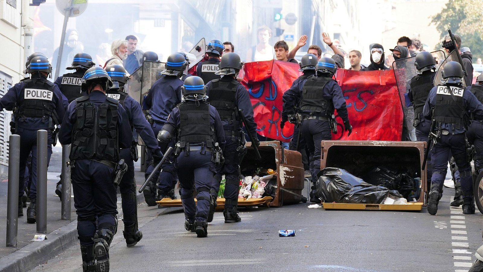 De quel côté la violence ?